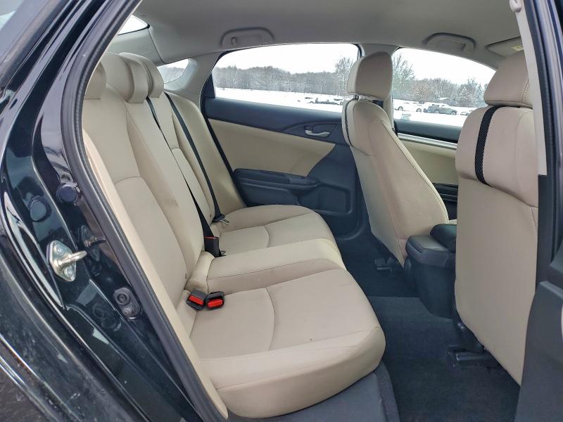 Photo 10 from auction – 2018 HONDA CIVIC LX with VIN 19XFC2F53JE022955
