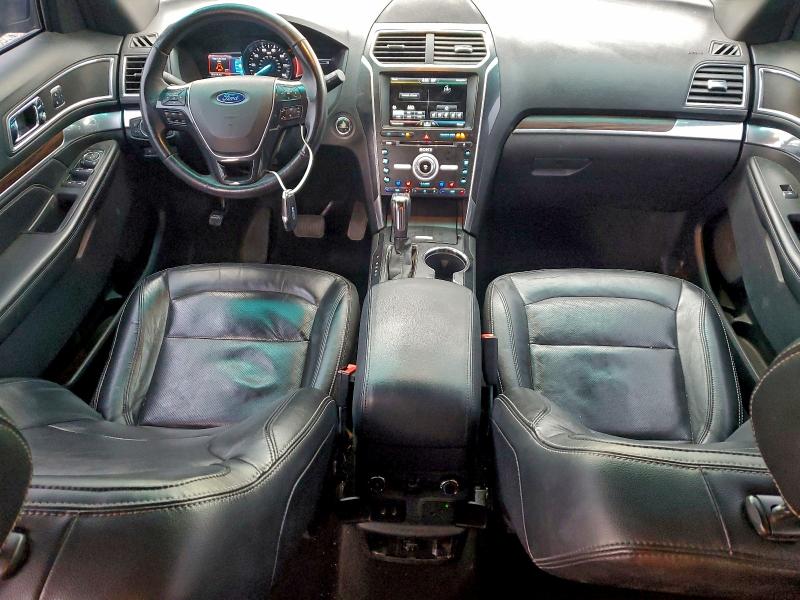 Photo 8 from auction – 2016 FORD EXPLORER L with VIN 1FM5K8F83GGA76921