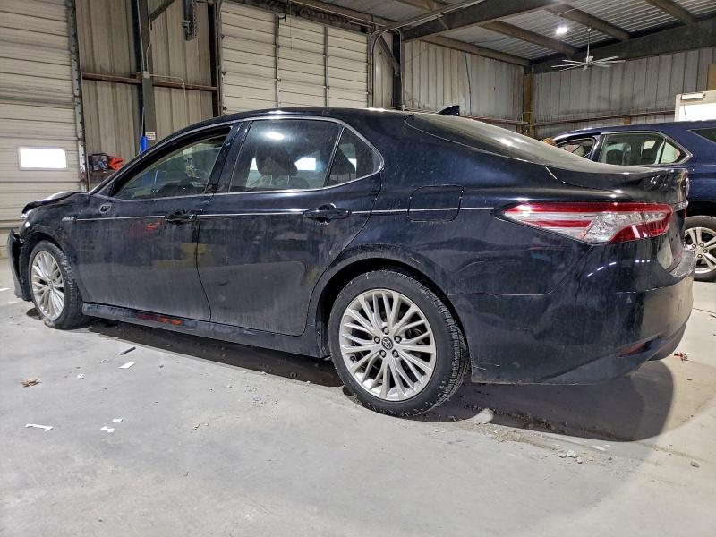 Photo 2 from auction – 2020 TOYOTA CAMRY XLE with VIN 4T1F31AK3LU009176