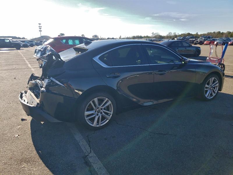 Photo 3 from auction – 2021 LEXUS IS 300 with VIN JTHA81F26M5044491
