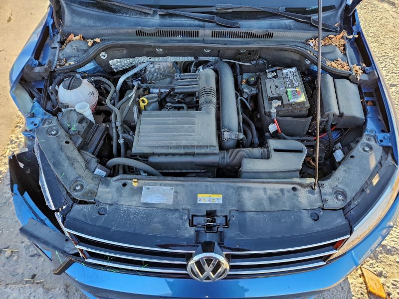 Photo 11 from auction – 2017 VOLKSWAGEN JETTA with VIN 3VW2B7AJ4HM315831
