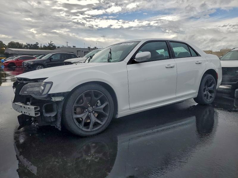 CHRYSLER 300 2022 with VIN 2C3CCABT6NH193683 - Photo from auction