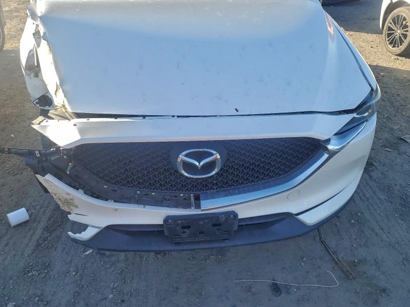 Photo 12 from auction – 2018 MAZDA CX-5 SPORT with VIN JM3KFABM2J1407947
