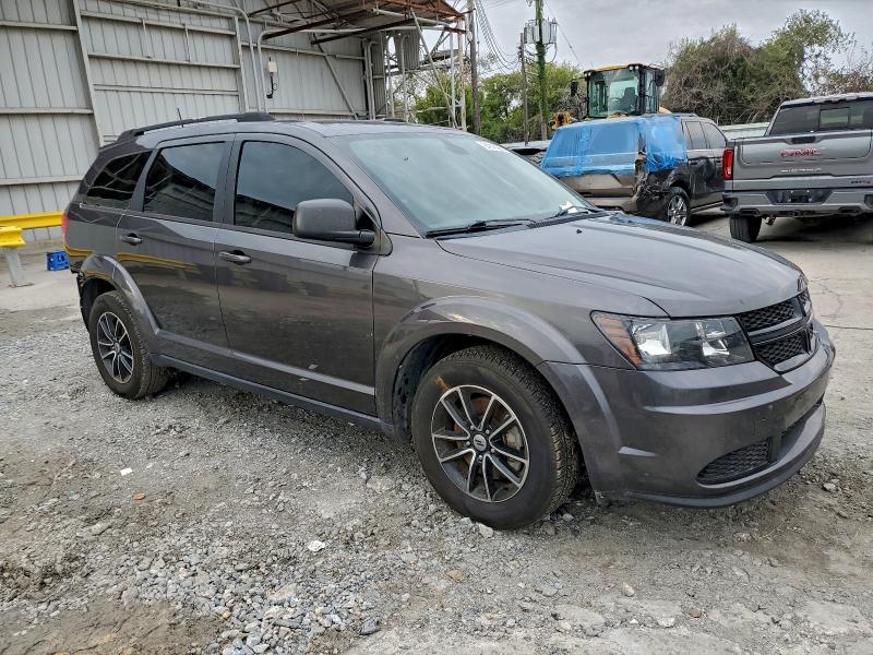 Photo 4 from auction – 2018 DODGE JOURNEY SE with VIN 3C4PDCAB7JT535531