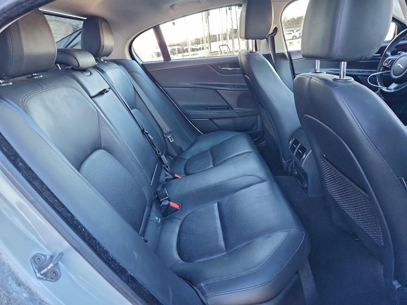 Photo 10 from auction – 2017 JAGUAR XE FIRST E with VIN SAJAN4BVXHA950783