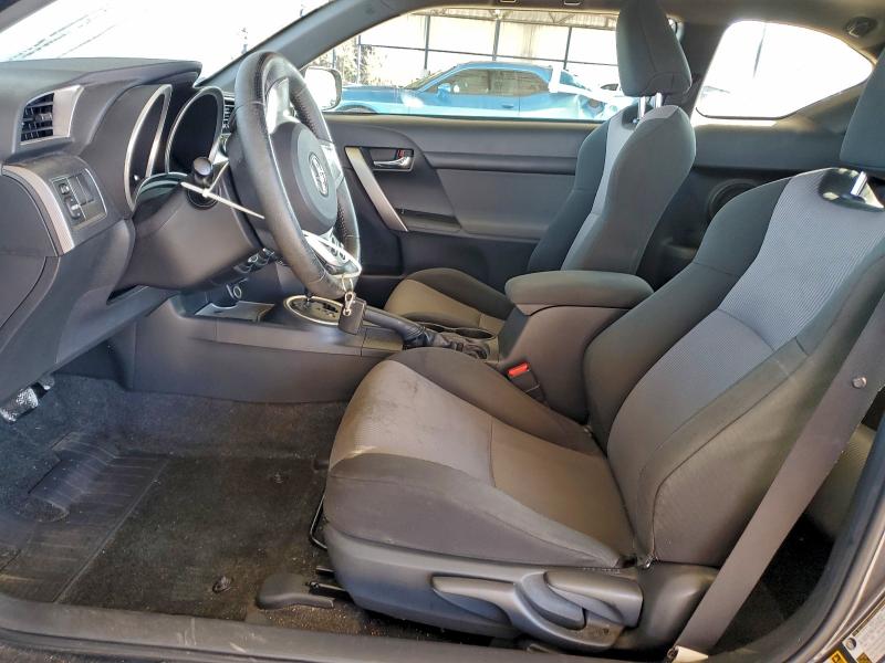 Photo 7 from auction – 2016 TOYOTA SCION TC with VIN JTKJF5C76GJ018508