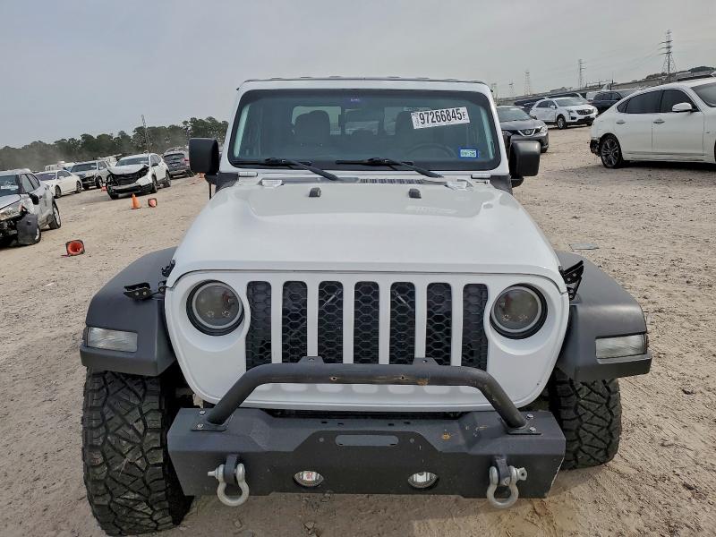 Photo 5 from auction – 2020 JEEP GLADIATOR with VIN 1C6HJTAGXLL153282