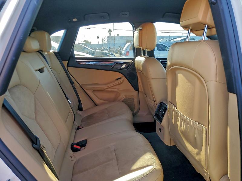 Photo 11 from auction – 2018 PORSCHE MACAN with VIN WP1AA2A55JLB11634
