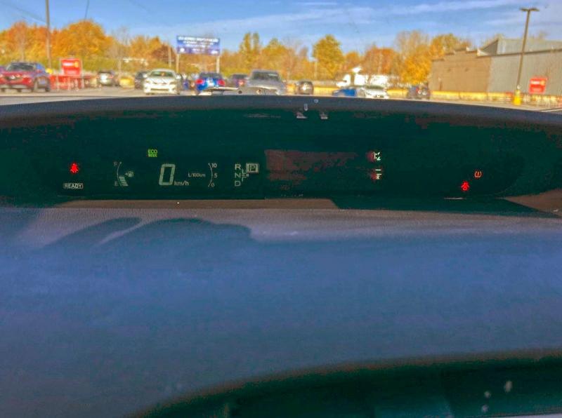 Photo 8 from auction – 2015 TOYOTA PRIUS with VIN JTDKN3DU7F0400879