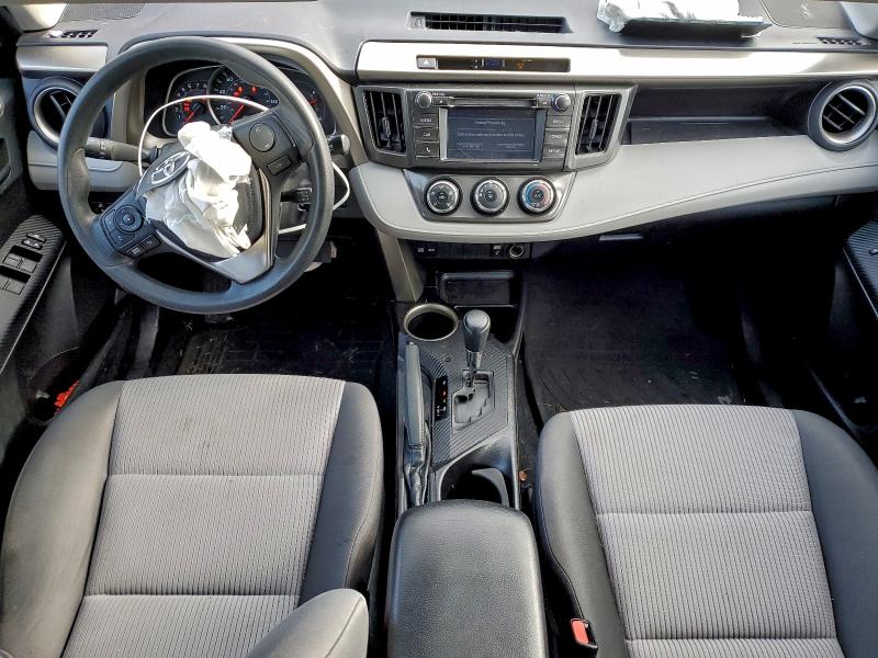 Photo 8 from auction – 2015 TOYOTA RAV4 LE with VIN 2T3BFREV1FW238024