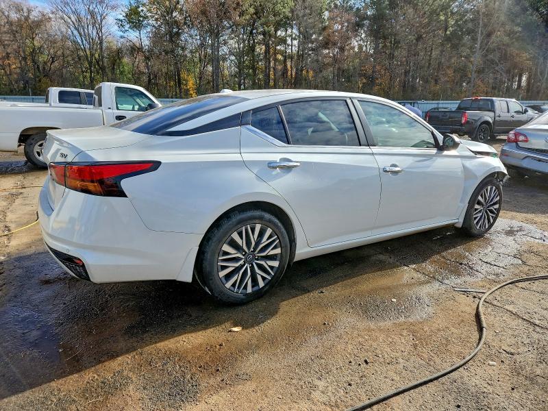 Photo 3 from auction – 2024 NISSAN ALTIMA SV with VIN 1N4BL4DV4RN329173