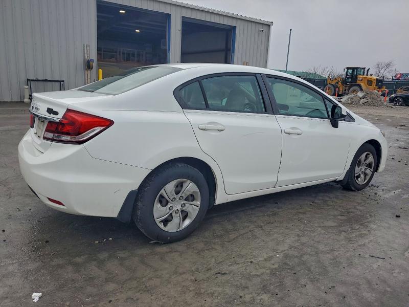 Photo 3 from auction – 2013 HONDA CIVIC LX with VIN 19XFB2F53DE091636