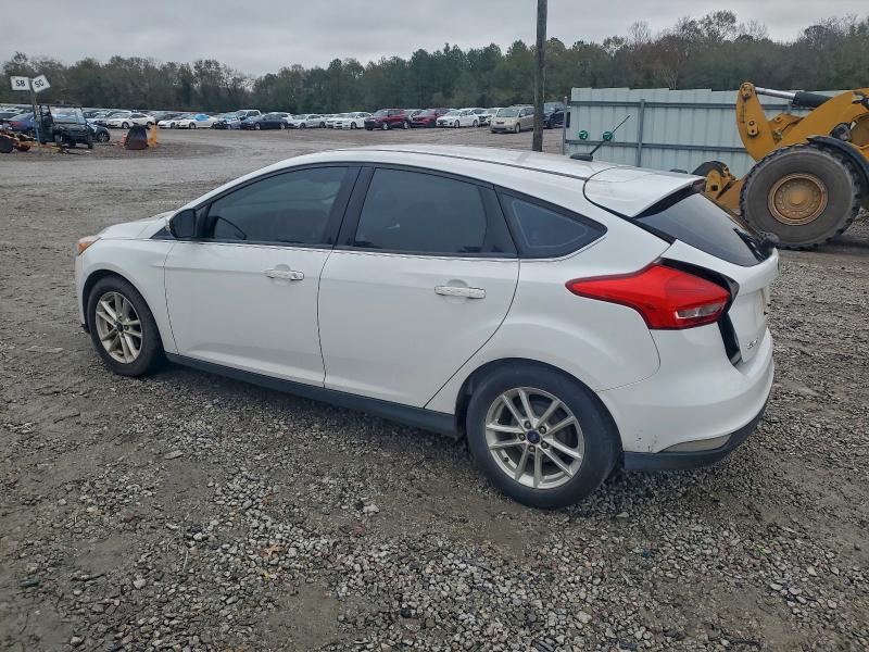 Photo 2 from auction – 2016 FORD FOCUS SE with VIN 1FADP3K25GL355256