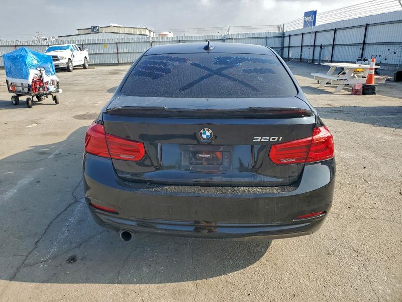 Photo 6 from auction – 2017 BMW 320 I with VIN WBA8A9C59HK620466