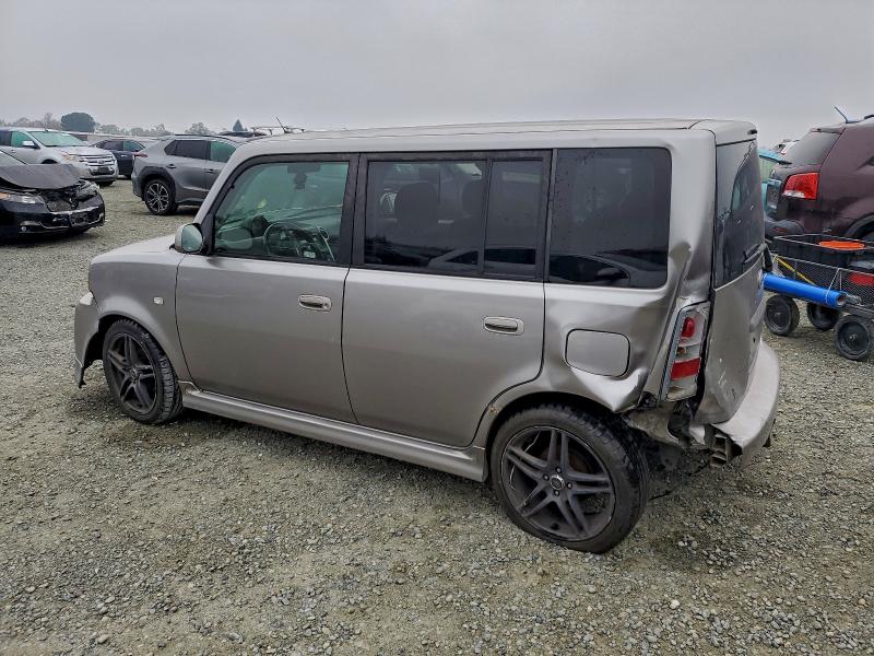 Photo 2 from auction – 2006 TOYOTA SCION with VIN JTLKT324864110334