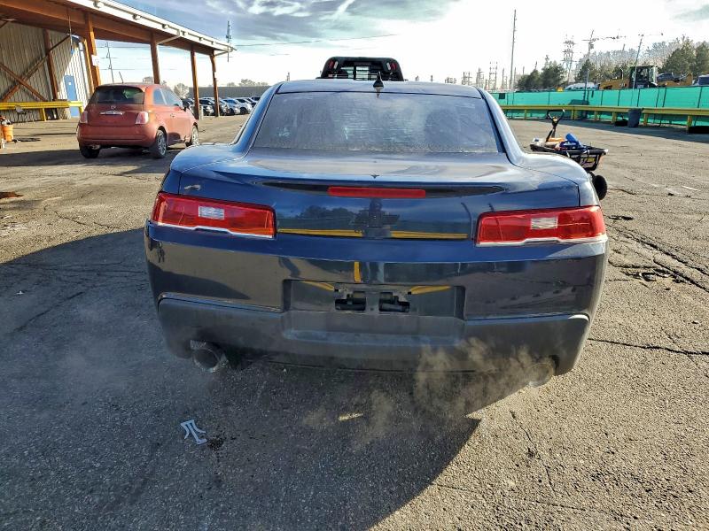 Photo 6 from auction – 2015 CHEVROLET CAMARO LS with VIN 2G1FB1E37F9156993