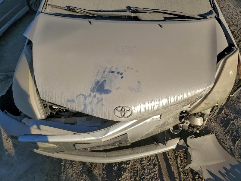 Photo 12 from auction – 2005 TOYOTA PRIUS with VIN JTDKB20U057023018