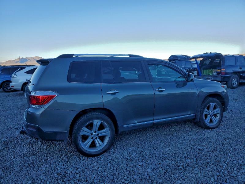 Photo 3 from auction – 2012 TOYOTA HIGHLANDER with VIN 5TDDK3EH6CS149591