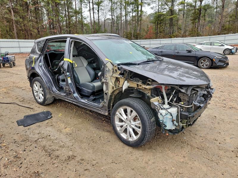 Photo 4 from auction – 2015 TOYOTA RAV4 LIMIT with VIN 2T3YFREV9FW212040