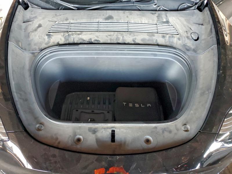 Photo 12 from auction – 2022 TESLA MODEL Y with VIN 7SAYGDEE8NF424676