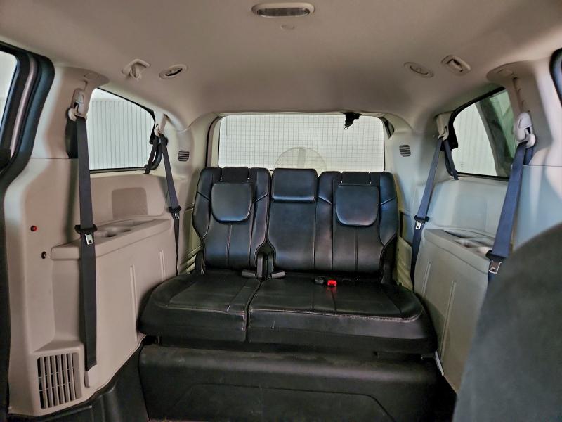 Photo 10 from auction – 2015 DODGE GRAND CARA with VIN 2C4RDGCG4FR581742