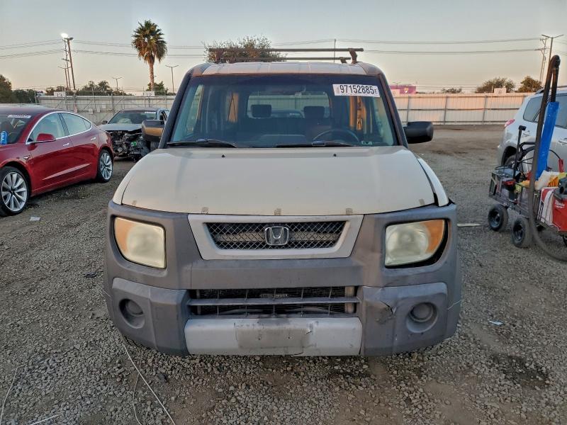 Photo 5 from auction – 2005 HONDA ELEMENT EX with VIN 5J6YH176X5L004133