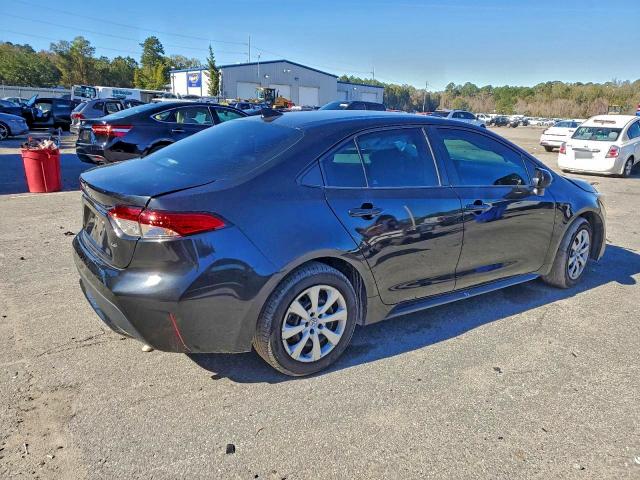 Photo 3 from auction – 2022 TOYOTA COROLLA LE with VIN 5YFEPMAEXNP372185