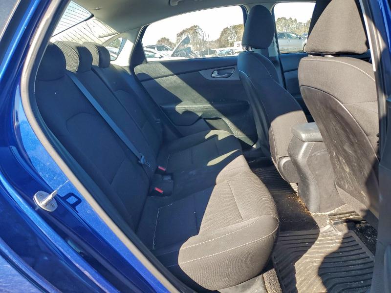 Photo 10 from auction – 2019 KIA FORTE FE with VIN 3KPF24AD4KE050648