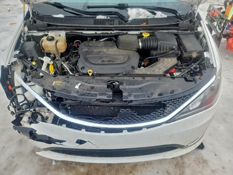Photo 12 from auction – 2020 CHRYSLER PACIFICA with VIN 2C4RC1GG6LR181672