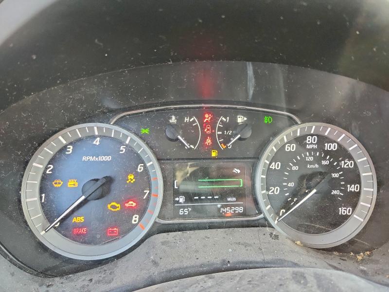 Photo 9 from auction – 2015 NISSAN SENTRA S with VIN 3N1AB7AP1FY307763