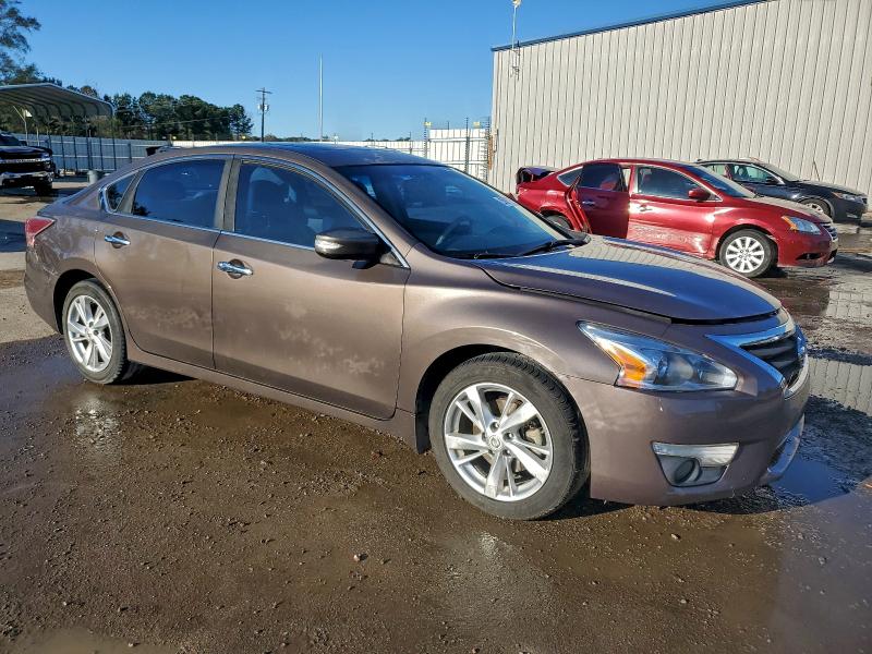 Photo 4 from auction – 2015 NISSAN ALTIMA 2.5 with VIN 1N4AL3AP6FC160177