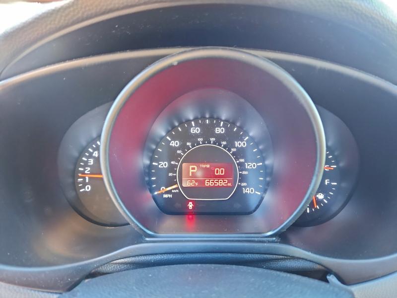 Photo 9 from auction – 2017 KIA SOUL with VIN KNDJP3A5XH7414028