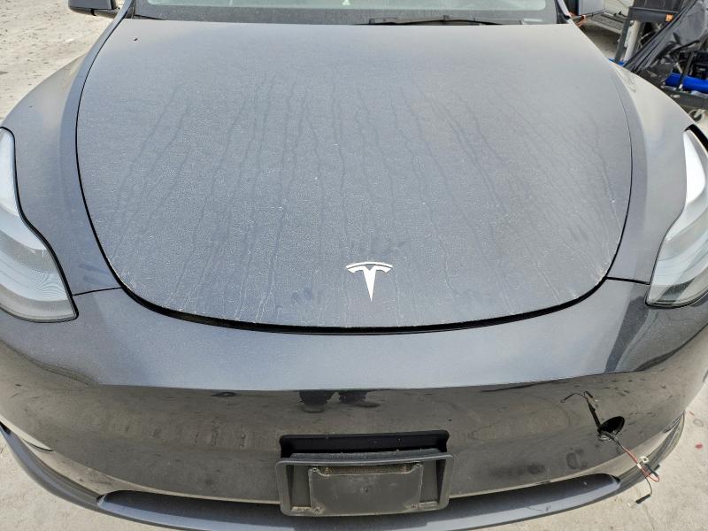 Photo 11 from auction – 2025 TESLA MODEL Y with VIN 7SAYGDEE6SA347640