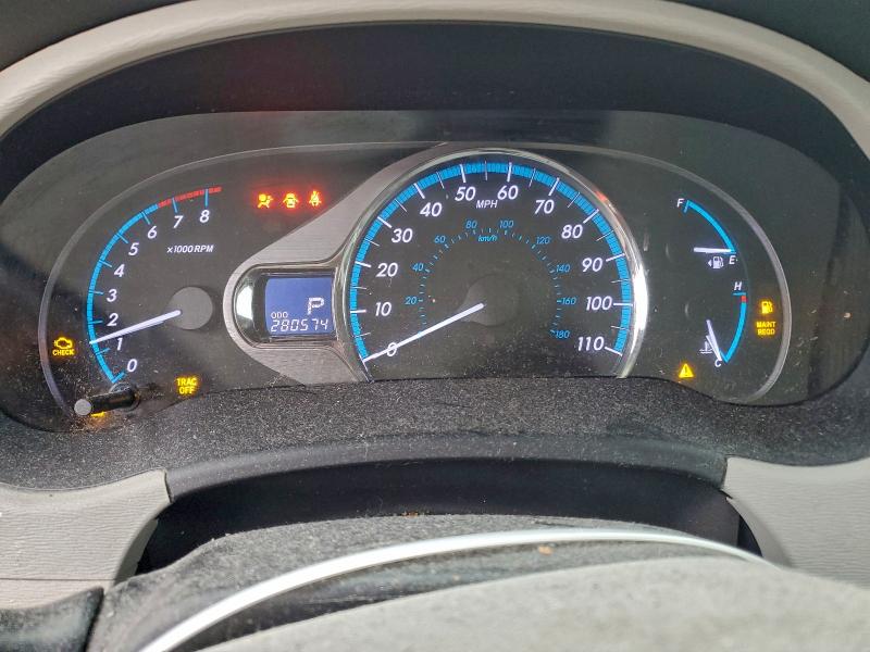 Photo 9 from auction – 2012 TOYOTA SIENNA XLE with VIN 5TDYK3DC1CS205458