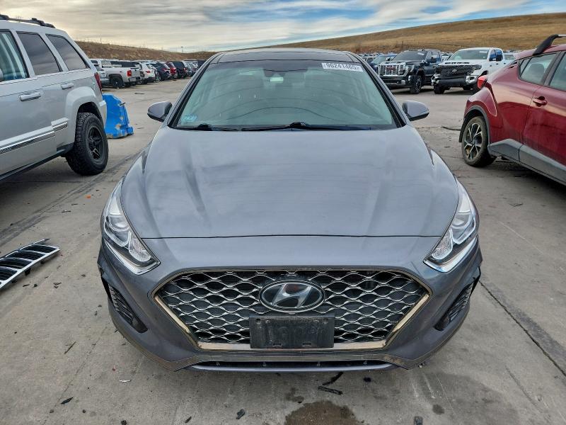 Photo 5 from auction – 2019 HYUNDAI SONATA with VIN 5NPE34AF9KH754155