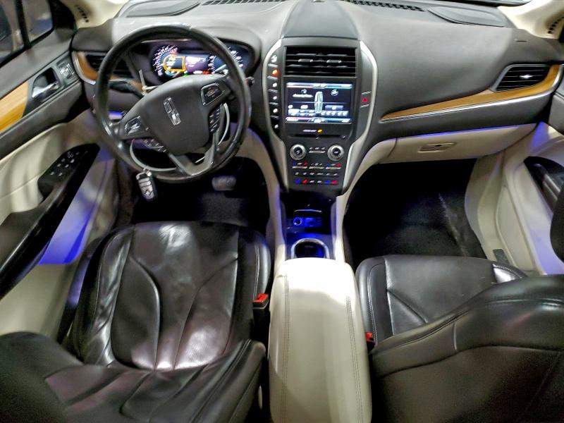 Foto 8 de la subasta – 2015 LINCOLN MKC con VIN 5LMTJ2AH7FUJ30443