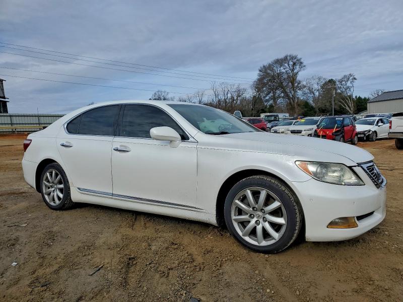 Photo 4 from auction – 2007 LEXUS LS 460 with VIN JTHBL46F575051671