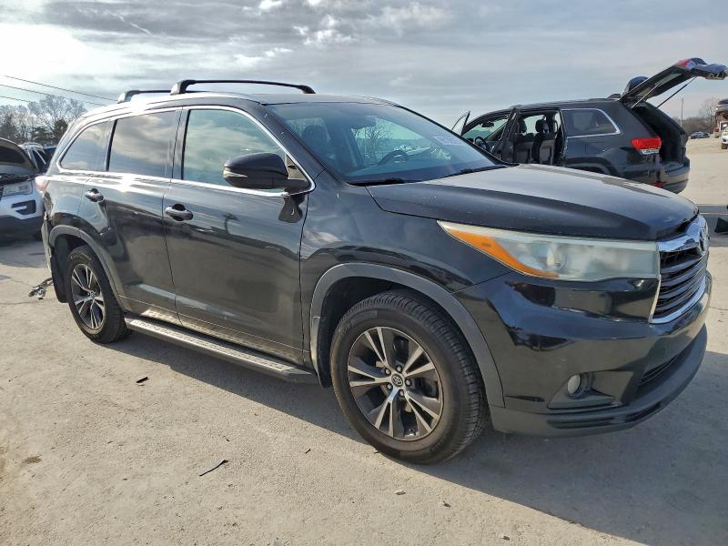 Photo 4 from auction – 2016 TOYOTA HIGHLANDER with VIN 5TDJKRFH2GS501320