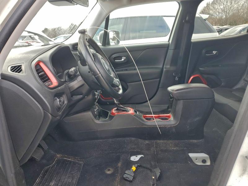 Photo 7 from auction – 2016 JEEP RENEGADE T with VIN ZACCJBCT6GPD98864
