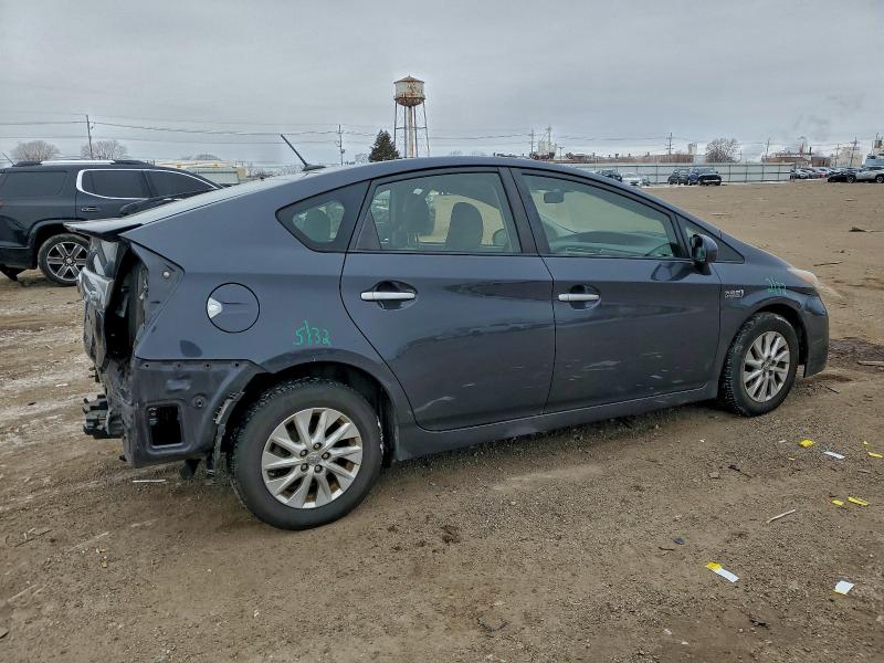 Photo 3 from auction – 2013 TOYOTA PRIUS PLUG with VIN JTDKN3DP9D3035370