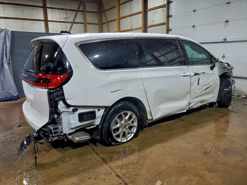 Photo 3 from auction – 2025 CHRYSLER PACIFICA with VIN 2C4RC1BG2SR568029