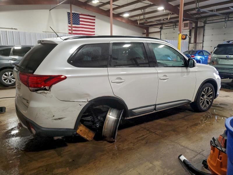 Photo 3 from auction – 2016 MITSUBISHI OUTLANDER with VIN JA4AZ3A35GZ001410