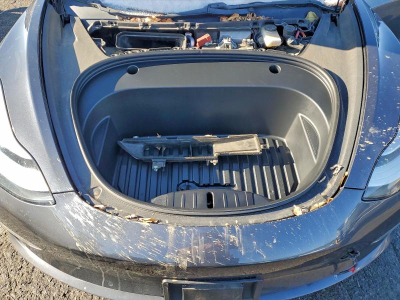 Photo 11 from auction – 2017 TESLA MODEL 3 with VIN 5YJ3E1EA6HF000099