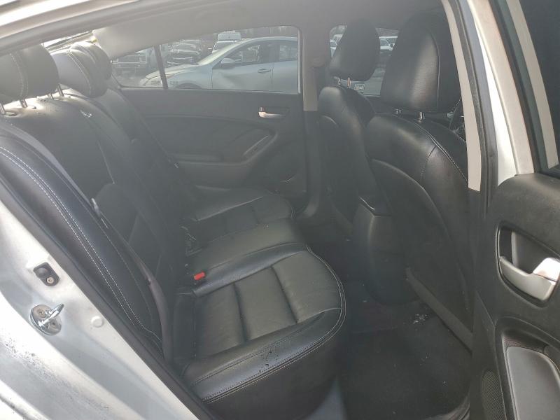 Photo 10 from auction – 2017 KIA FORTE with VIN 3KPFK4A75HE037524