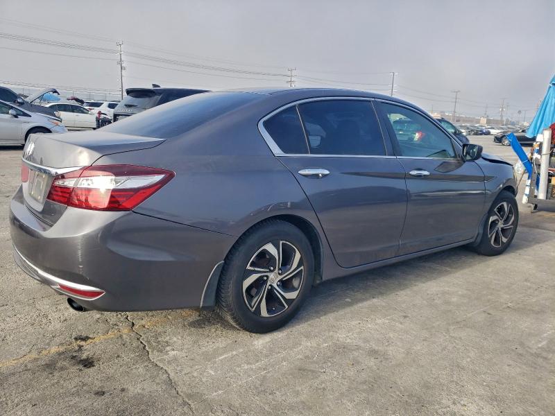Photo 3 from auction – 2017 HONDA ACCORD LX with VIN 1HGCR2F37HA082347