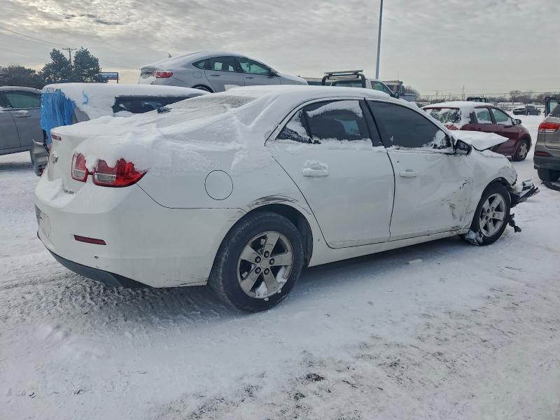 Photo 3 from auction – 2015 CHEVROLET MALIBU with VIN 1G11C5SL1FF269526