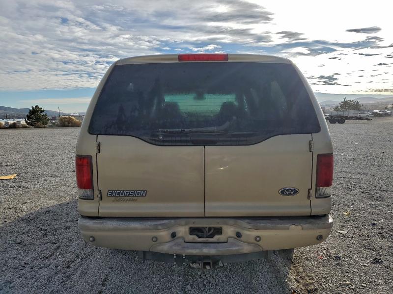 Photo 6 from auction – 2005 FORD EXCURSION with VIN 1FMNU43S65EC66305