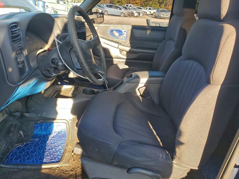 Photo 7 from auction – 1998 GMC SONOMA with VIN 1GTCS19X8W8528487