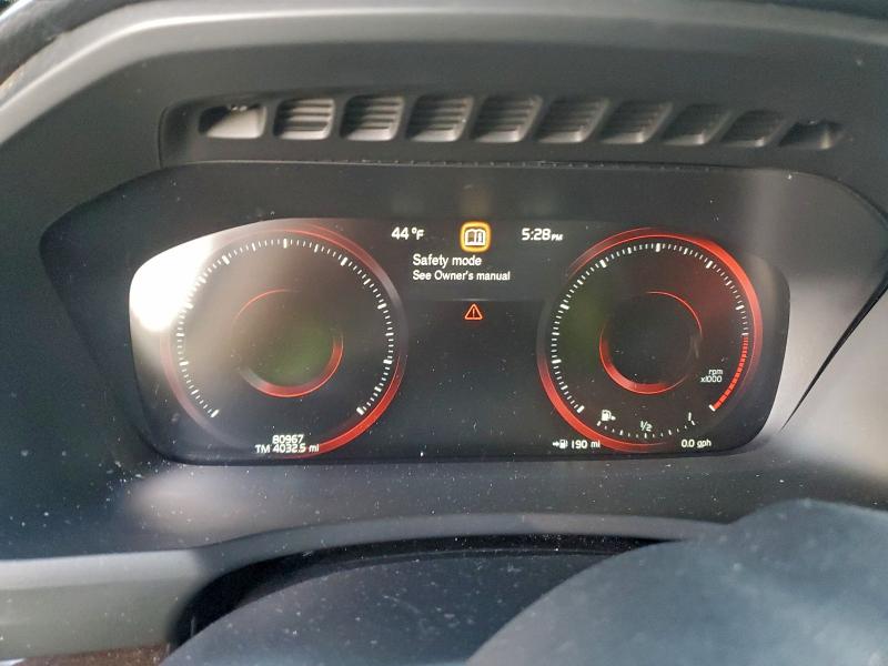 Photo 9 from auction – 2018 VOLVO XC90 T6 with VIN YV4A22PK6J1369858