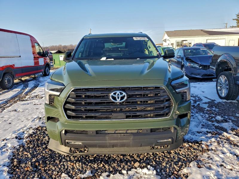 Photo 5 from auction – 2023 TOYOTA SEQUOIA SR with VIN 7SVAAABA1PX003235